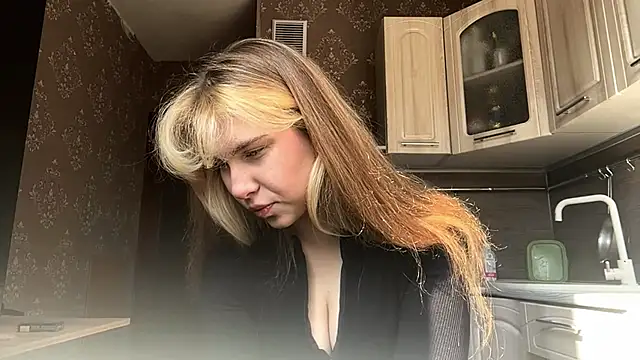 ShariLappas online show from March 25, 2026, 8:09 am