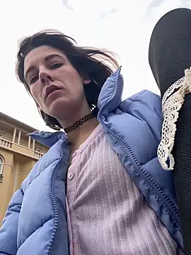 Kamorana online show from March 3, 2026, 9:59 am