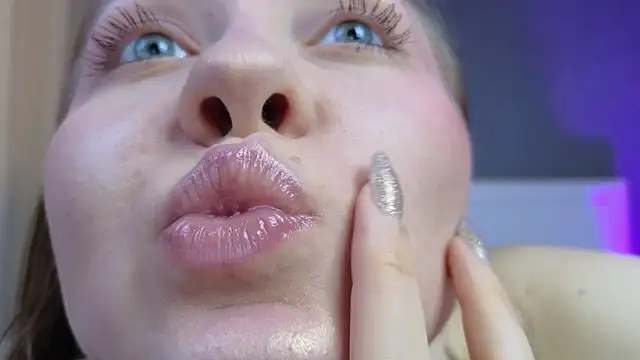 Snapshot of Cute_Auggie8 chatting on April 11, 2026, 9:57 am Cute Auggie8 online show from April 11, 2026, 9:57 am