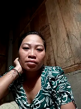 Mizu-hotshow online show from March 12, 2026, 10:05 pm