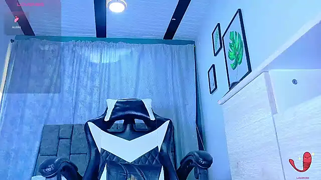 Dantekent online show from April 15, 2026, 7:58 pm