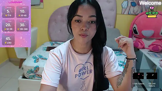 Snapshot of Sophiiee_Gray chatting on May 1, 2026, 10:03 pm Sophiiee Gray online show from May 1, 2026, 10:03 pm