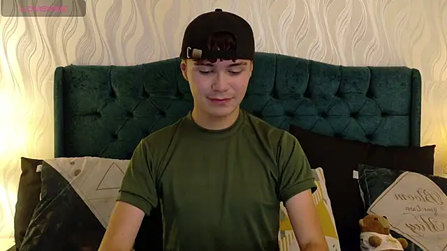 Snapshot of Crush_Nier chatting on March 4, 2026, 7:53 pm Crush Nier online show from March 4, 2026, 7:53 pm