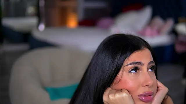 Snapshot of MissMeganMoon chatting on March 18, 2026, 10:07 am MissMeganMoon online show from March 18, 2026, 10:07 am