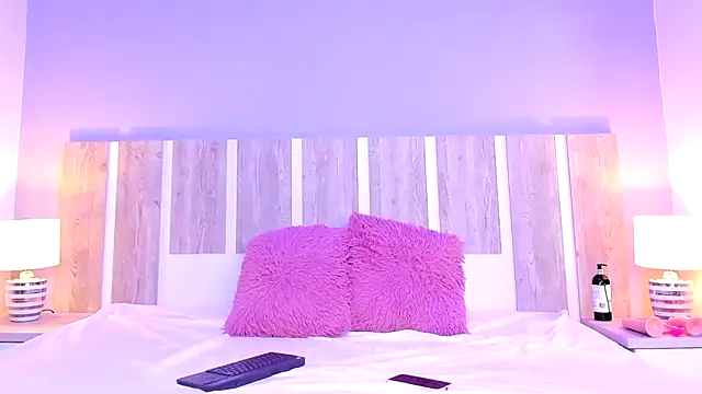 EmilySearss online show from March 26, 2026, 7:08 pm