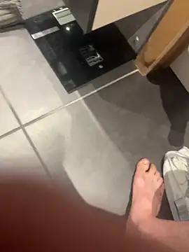 KillianLau26510 online show from March 29, 2026, 11:49 pm