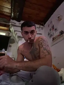 tuttoincognito online show from April 10, 2026, 11:15 am