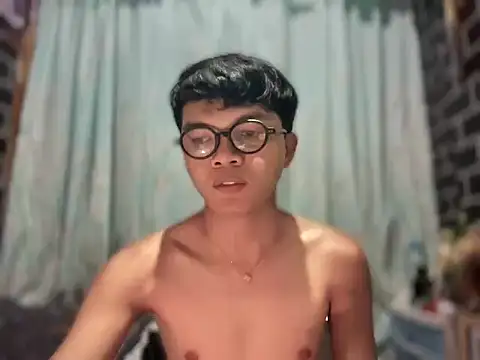 Snapshot of petiteasianxxx chatting on February 27, 2026, 12:38 pm petiteasianxxx online show from February 27, 2026, 12:38 pm