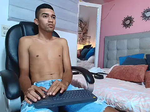 mauricio smiith online show from February 28, 2026, 2:45 am