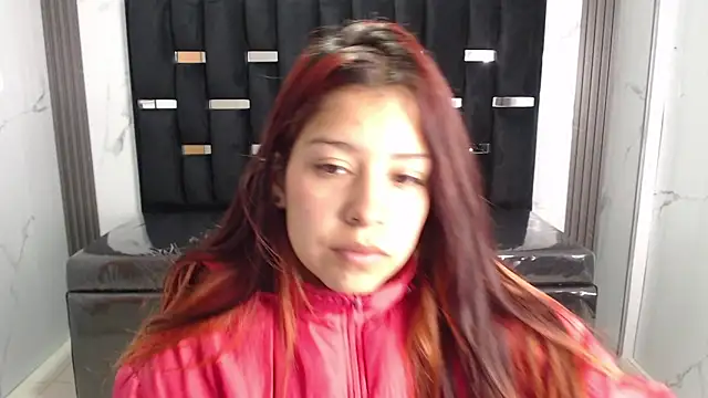 Snapshot of Sophirose_a chatting on March 3, 2026, 12:11 pm Sophirose a online show from March 3, 2026, 12:11 pm