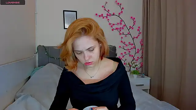 DellaRows online show from April 14, 2026, 5:24 am