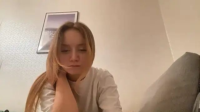 Snapshot of SultryJade chatting on February 28, 2026, 5:47 pm SultryJade online show from February 28, 2026, 5:47 pm