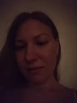 Snapshot of August_Shine chatting on May 8, 2026, 6:13 pm August Shine online show from May 8, 2026, 6:13 pm