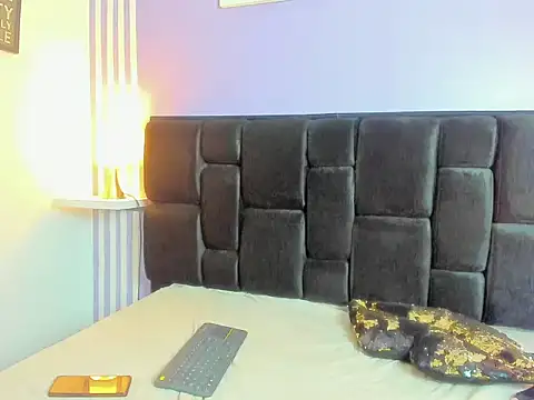 KataleyaVillalobos online show from March 10, 2026, 8:47 pm