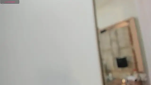 Titan Moreno  online show from April 8, 2026, 12:05 pm