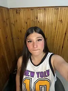 Snapshot of Miss_Dani chatting on March 1, 2026, 3:08 am Miss Dani online show from March 1, 2026, 3:08 am