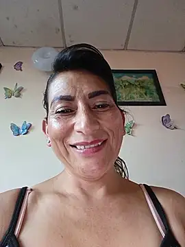 Lucia Rios online show from May 12, 2026, 10:51 pm