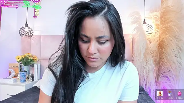 Snapshot of alejandra__garcia chatting on June 21, 2026, 12:13 am alejandra garcia online show from June 21, 2026, 12:13 am