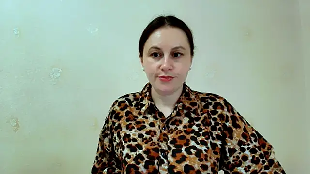 Snapshot of Inessa_beauty chatting on March 28, 2026, 3:55 pm Inessa beauty online show from March 28, 2026, 3:55 pm