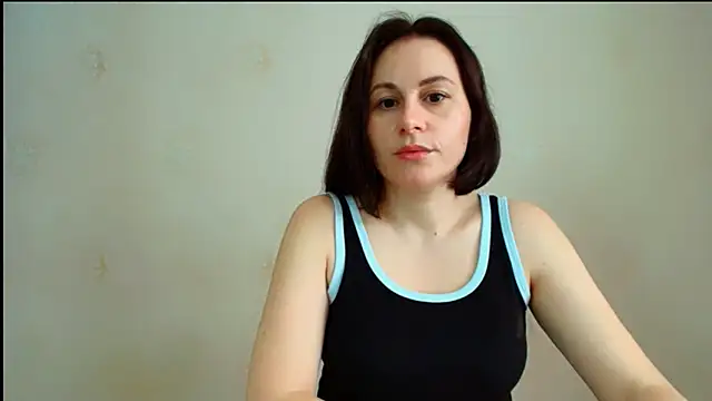 Snapshot of Inessa_beauty chatting on April 5, 2026, 9:50 am Inessa beauty online show from April 5, 2026, 9:50 am