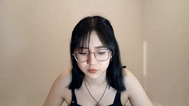 Snapshot of SolvedGlobe chatting on March 27, 2026, 2:06 pm SolvedGlobe online show from March 27, 2026, 2:06 pm