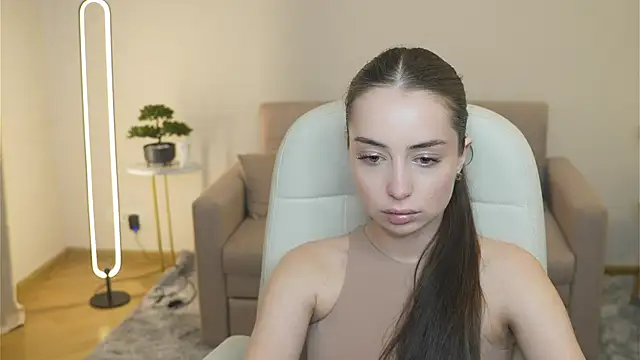 TashiaBegen online show from March 3, 2026, 9:48 am