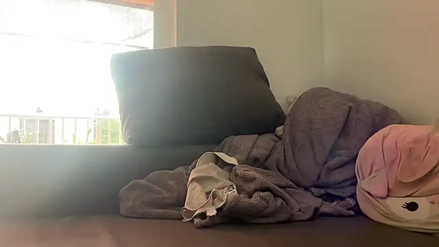 the king107 online show from April 9, 2026, 9:09 pm