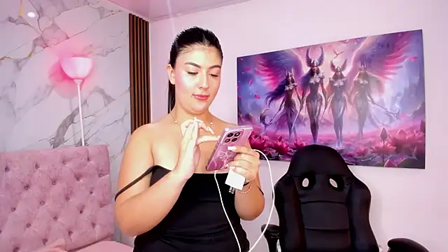 AbrilQuintana  online show from March 31, 2026, 11:32 am