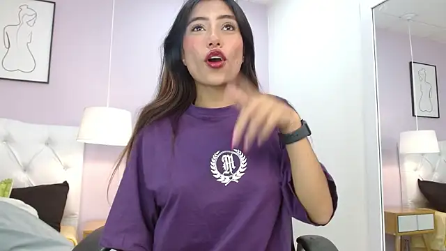 Cataleyaa23 online show from April 16, 2026, 7:25 pm