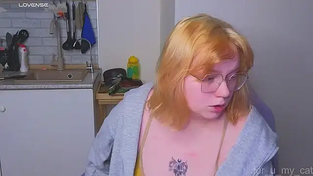 soft focus online show from May 14, 2026, 4:52 am
