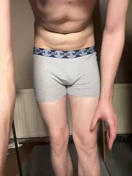 Snapshot of pat_lily chatting on March 1, 2026, 8:11 pm pat lily online show from March 1, 2026, 8:11 pm