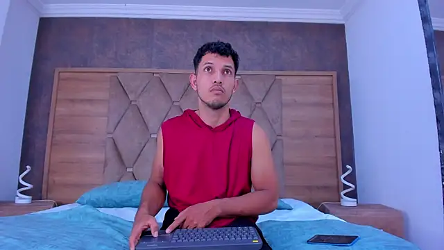 MaxiStanford online show from March 26, 2026, 9:20 pm