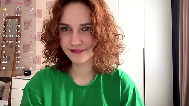 Snapshot of DinaMaylilly chatting on March 3, 2026, 12:33 pm DinaMaylilly online show from March 3, 2026, 12:33 pm