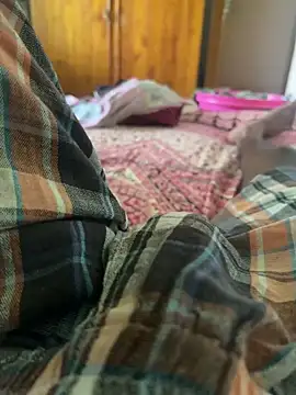 Snapshot of DimuthuBoy chatting on March 1, 2026, 9:00 am DimuthuBoy online show from March 1, 2026, 9:00 am