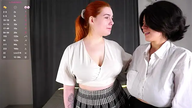 LenoreOlevera online show from March 18, 2026, 6:44 pm