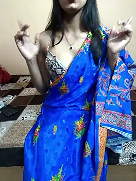 Glow Queen online show from March 3, 2026, 5:52 pm