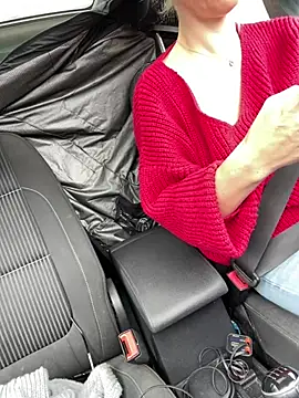 BellaMila online show from March 31, 2026, 8:48 am