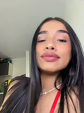 Bella Smithe online show from April 9, 2026, 2:11 pm