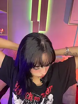 Taylor  0 online show from April 21, 2026, 1:06 pm