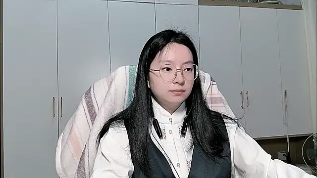 Eeya-36 online show from April 23, 2026, 11:42 am