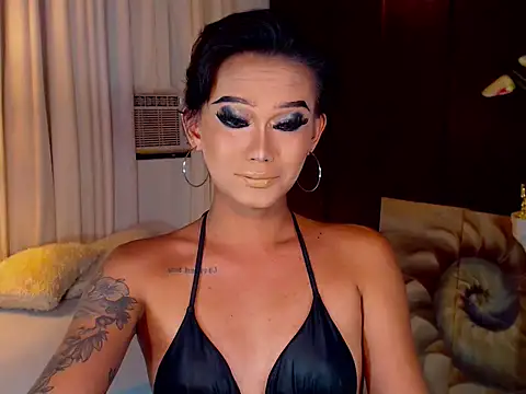 xXLustFullTransXx online show from April 13, 2026, 2:17 am