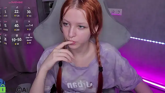 Emma Dusk online show from May 15, 2026, 11:12 pm