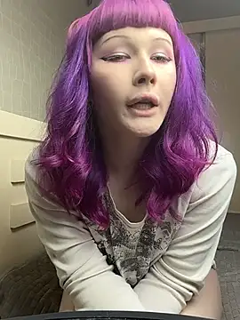 AlexaGudz online show from April 6, 2026, 7:59 pm