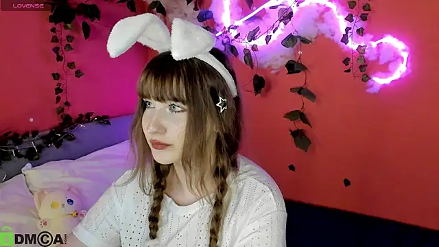 Snapshot of moonlight__67 chatting on April 15, 2026, 11:28 am moonlight 67 online show from April 15, 2026, 11:28 am
