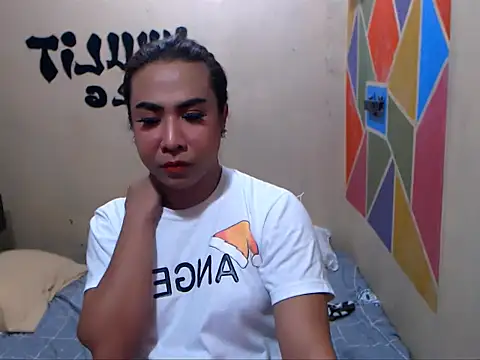 MistressOfBothworldX online show from April 1, 2026, 7:11 pm