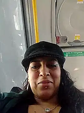 jaade doll online show from March 25, 2026, 1:06 pm