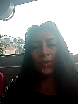 jaade doll online show from April 16, 2026, 1:01 pm