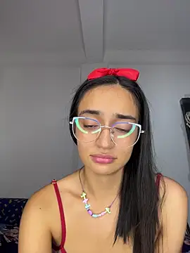 DaliaBloom online show from March 4, 2026, 1:44 am