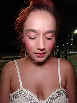 Snapshot of isabella_ferrer99 chatting on June 17, 2026, 5:21 am isabella ferrer99 online show from June 17, 2026, 5:21 am
