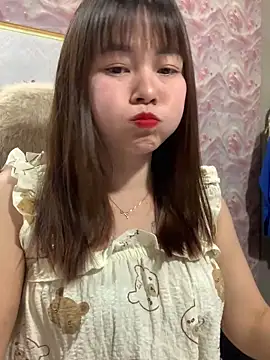 Little Muse78 online show from March 12, 2026, 6:19 am